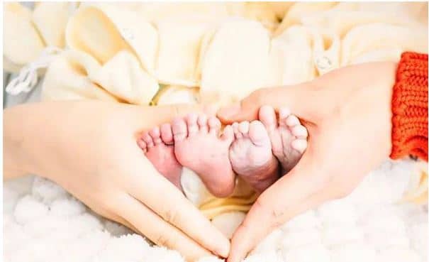 龙凤胎形成原因 - 提升几率方法 - 双胞胎区别 - 试管婴儿